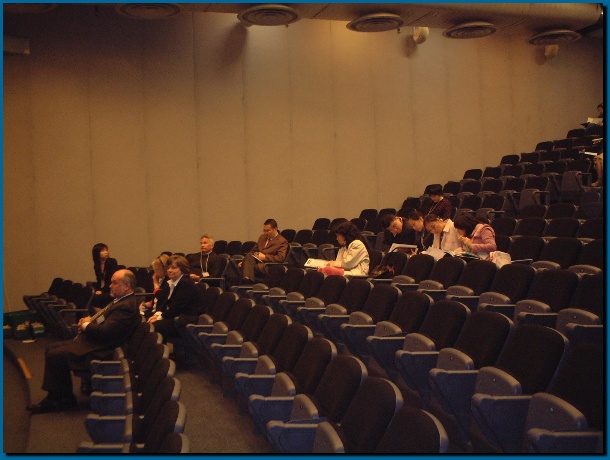 602x451 pixels (100K)